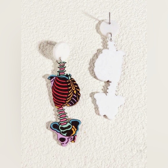✨3for$38 New Oddity Human Spine & Bones Illustrated Drop Dangle Earrings - Picture 6 of 10